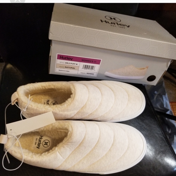 Hurley Shoes - Hurley Ladies' Puff Clog Shoe NIB Size 11